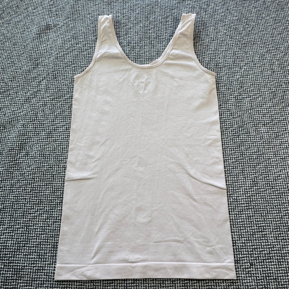 Reebok Womens Small Seamless Tank Top Scoop Neck Light Pink Activewear Layering